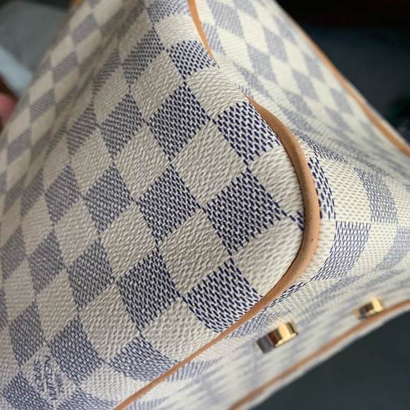 Louis Vuitton Damier Azur Figheri GM Bag - Picture 9 of 13